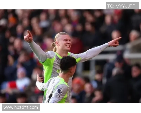 哈兰德庆祝进球时的胜利手势背后的意义与影响分析